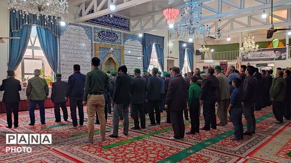 اقامه نماز عبادی سیاسی جمعه در شهر دارالسادات بار نیشابور 