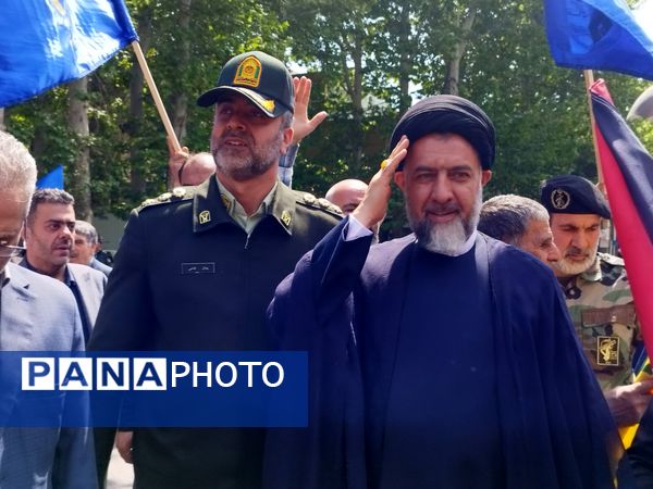 حمایت مردم شهریار از عملیات «وعده صادق»