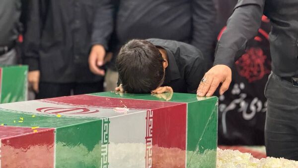 وداع با شهدای گمنام در بندرعباس