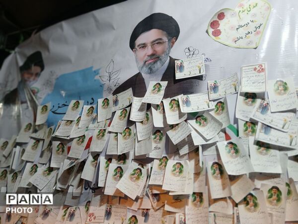 فرهنگیان و دانش آموزان گلستان همچنان پای میدان