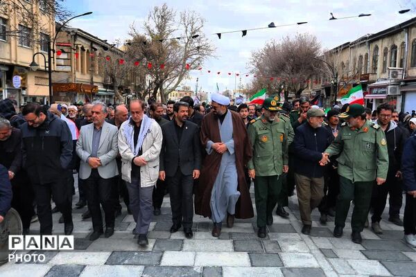 تشییع پیکر شهید مهدی مرادی در همدان