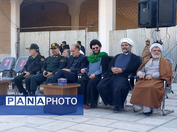 جلوه‌هایی از حضور نوجوانان قمی در رزمایش شکوه اقتدار 