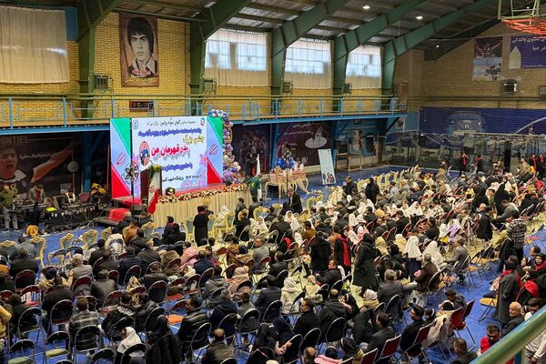 جشن روز پدر در سالن گلعباسی ورامین ؛ حضوریک هزار نفر از  پدران دانش آموزان گل‌های نمونه