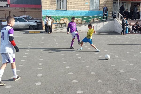 مسابقات ورزشی بین مدارس جام اقتدار ایران در دبیرستان برادران شهید قاسمی بهارستان ۲