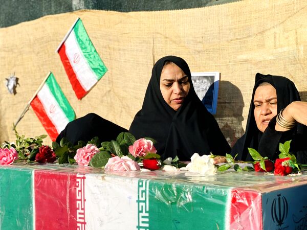 مراسم استقبال از شهید گمنام در شهرستان مه‌ولات