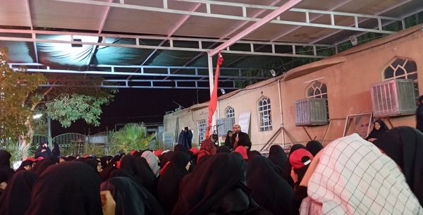 حضور پر شور مردم امام حسینی در پیاده روی اربعین