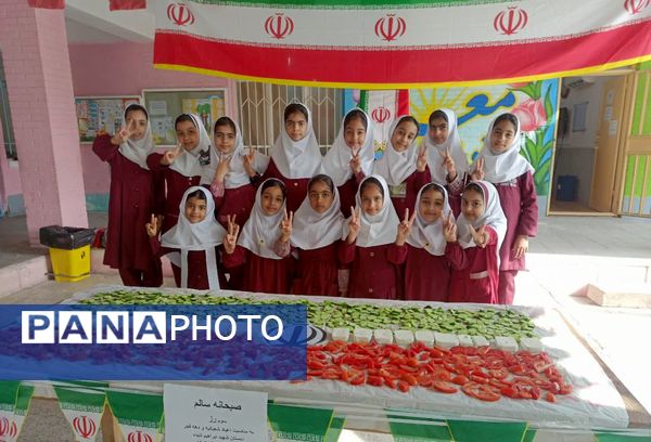 مراسم «صبحانه سالم»  در دبستان دخترانه شهید ابراهیم تنیده بندرعباس