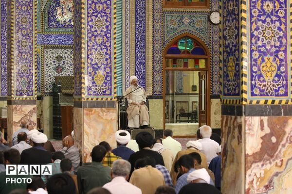 آیین بزرگداشت آیت‌الله شبیری زنجانی در مسجد حظیره یزد