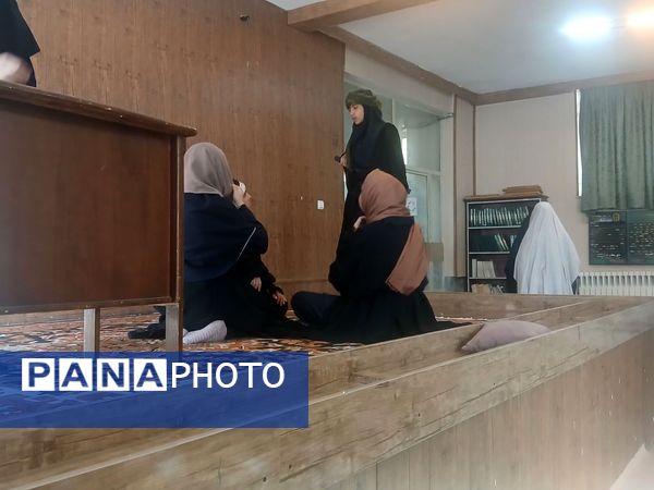 خلاقیت در تدریس درس دینی در دبیرستان دخترانه انیس خوش قدم 