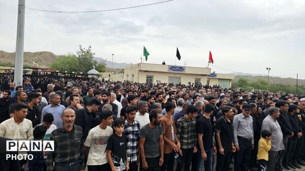 تشییع پیکر پاک شهید ابراهیم استوی در شهر شمیل بندرعباس