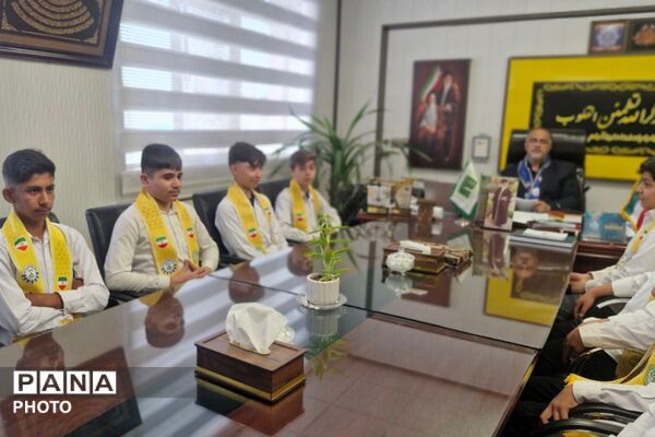 تجلیل از پیشتازان فعال؛ تجلی روح مشارکت در سالروز تأسیس سازمان دانش آموزی 