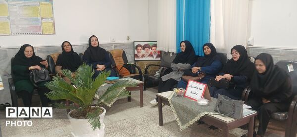 هفته بهداشت روان در دبیرستان فرهیختگان 