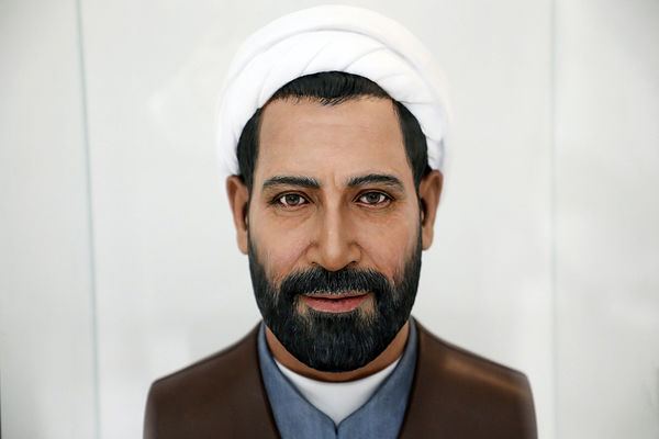 رونمایی از سردیس شهیدان رجایی و باهنر در دفتر وزیر آموزش و پرورش