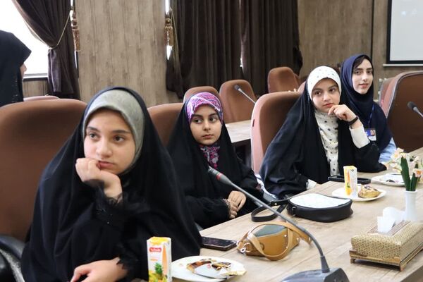برگزاری مراسم بزرگداشت روز خبرنگار و تجلیل از خبرنگاران پانای ناحیه 5 استان اصفهان
