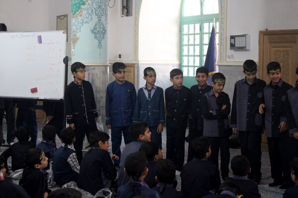 عزاداری دانش‌آموزان قم در آستان مقدس امامزاده سیدعلی(ع)