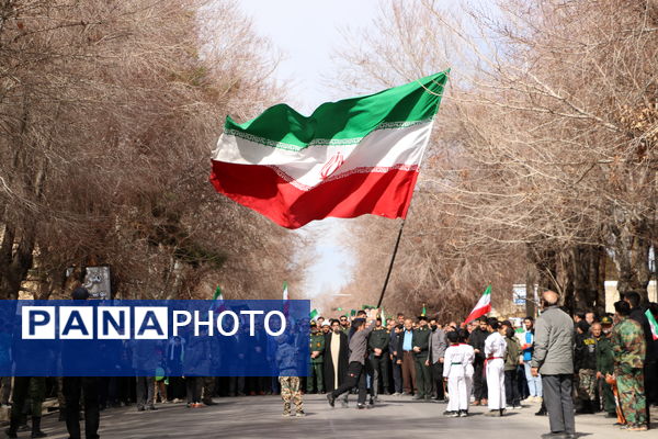 به عشق رهبرم، برای ایران