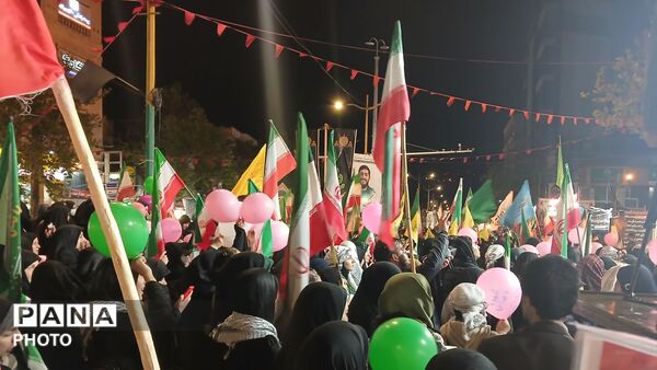 حضور مقدرانهٔ خرم آبادی‌‌ها در شب ولادت کریمه اهل بیت حضرت فاطمه معصومه (س) و روز دختر