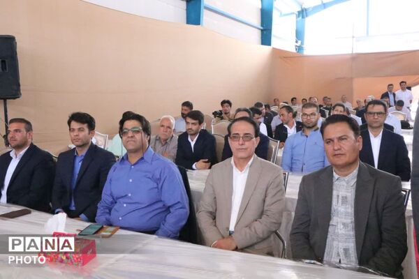 افتتاح ۲۰ مگاوات از ظرفیت ۲۰۰ مگاواتی نیروگاه خورشیدی «ثمین مه‌ولات»