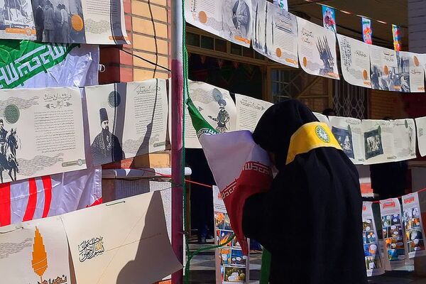 طنین زنگ انقلاب در مدرسه فرزانگان شهرستان باشت