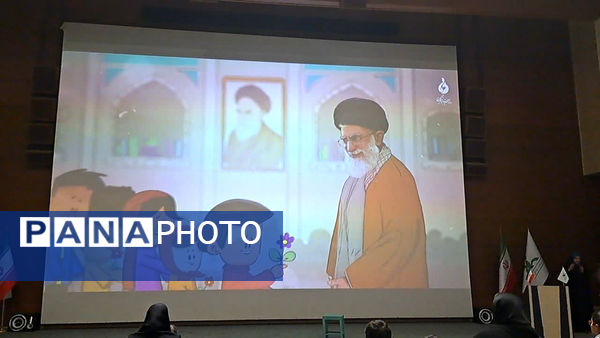 برگزاری همایش «زیر سقف خانه» در قم