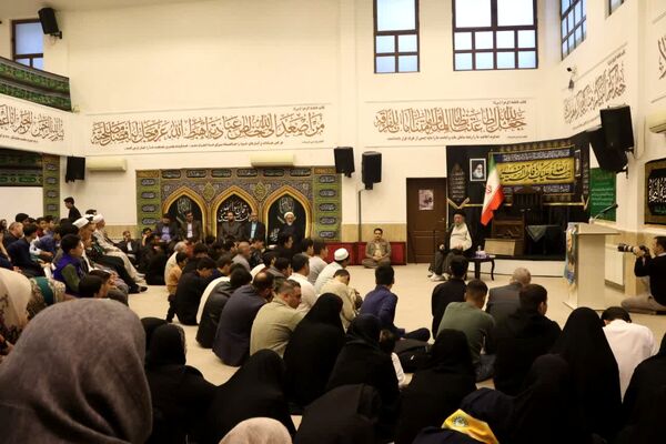بدرقه معنوی ۷۰ پیشتاز گلستان به حج عمره در بیت‌الزهرا آیت‌الله نورمفیدی