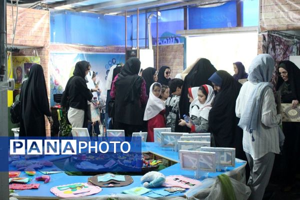 مراسم اختتامیه جشنواره جابر بن حیان در منطقه ۵ 