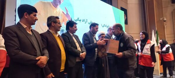 تجلیل از خیرین، پیشکسوتان و داوطلبان فعال جمعیت هلال احمر شهرستان جاجرم 