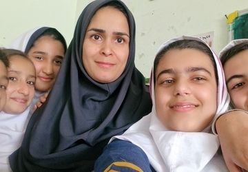 جشن روز معلم در دبستان مهرعلی نادیپور برگزار شد