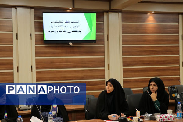 نشست کارشناسان سازمان دانش‌آموزی نواحی هفتگانه مشهد 