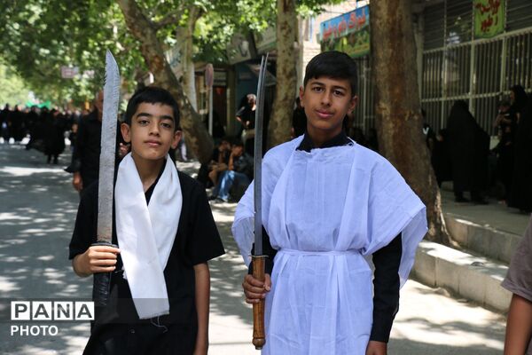 از اشک تا عزاداری؛ قاب‌هایی از عاشورای گلباف