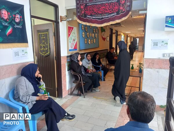 جلسه بیلان و تحویل کارنامه دبیرستان دوره اول دخترانه امام حسین (ع)