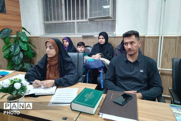 جلسه تبیین برنامه های پرورشی، فرهنگی - هنری و سازمان دانش آموزی