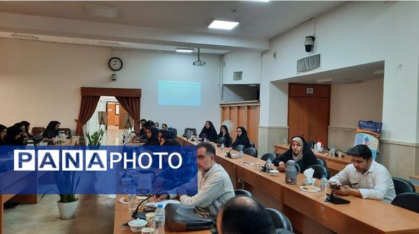 کارگاه‌های برنامه جامع تربیت پژوهشگر در پژوهشکده عباس زادگان مشهد 