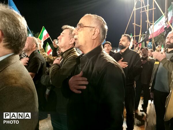 مردم  میدان مقاومت را خالی نکردند