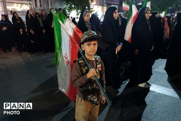 تداوم حضور در خیابان‌ها؛ رمز اتحاد و پیروزی