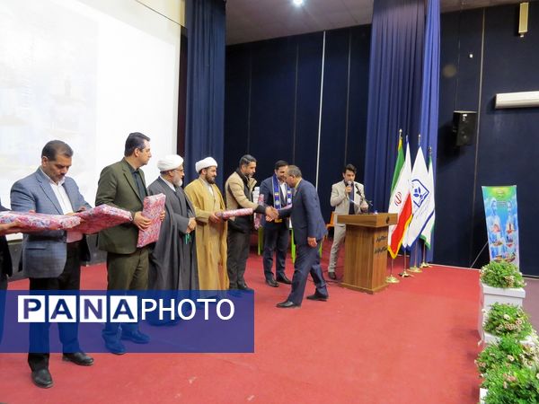 همایش بزرگداشت هفته امور تربیتی در بجنورد