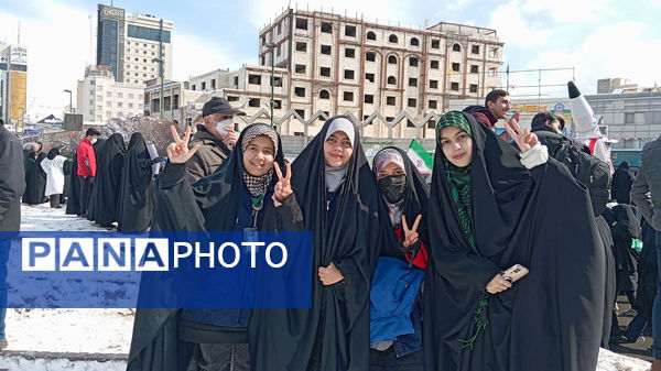 راهپیمایی ۲۲ بهمن ماه در شهر مشهد مقدس