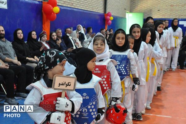 المپیاد ورزشی درون‌مدرسه‌ای در دبستان مختلط مکتب‌الصادق خورین