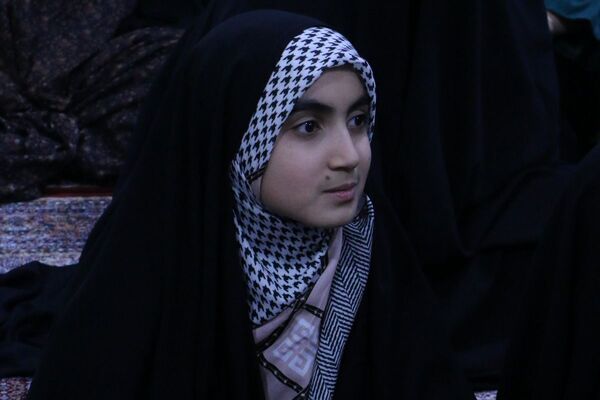شبِ خلوتِ دل‌ها، آغاز اعتکاف دانش‌آموزی صفادشت در مسجد اباصالح الهمدی