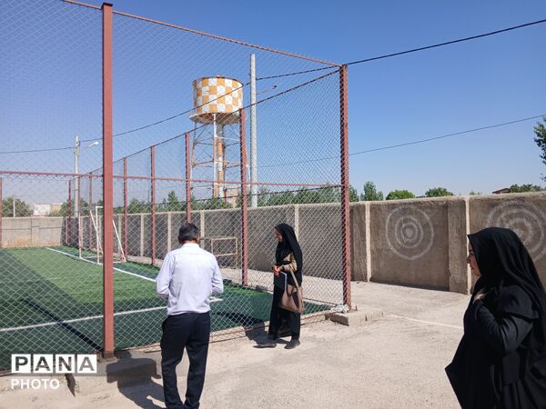 بازدید کارشناسان استانی از روند اجرایی پروژه مهر شهرستان درگزین 