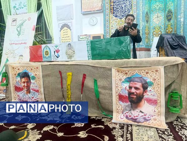  مراسم وداع با پیکر شهید جواد حسن زاده در مسجد امام علی(ع)