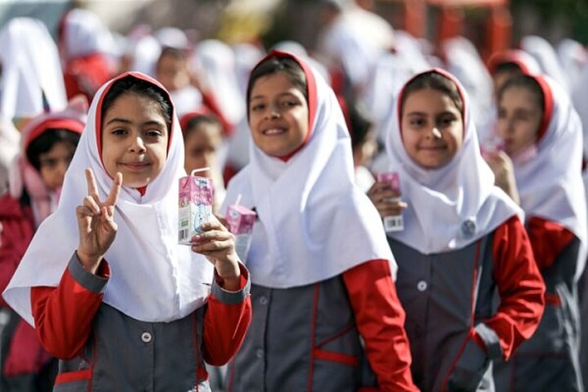 150 هزار دانش آموز قمی از 15 آذر شیر رایگان دریافت خواهند کرد