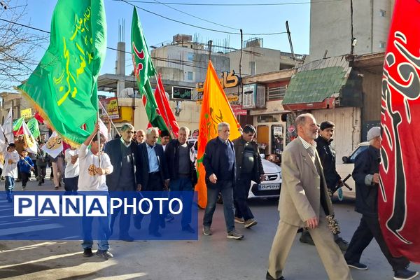 خوشحالی و شادی‌پیمایی در جشن تولد امام مهربان
