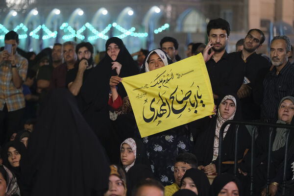 جشن آغاز امامت حضرت مهدی(عج) در مسجد جمکران