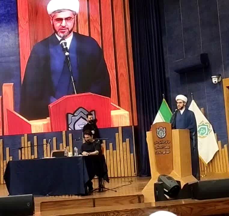 پویش ملّی درّ نجف درباره منقبت مولا امیرالمؤمنین می‌باشد