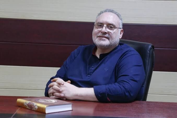 سروده تازه افشین علا با عنوان تار عنکبوت