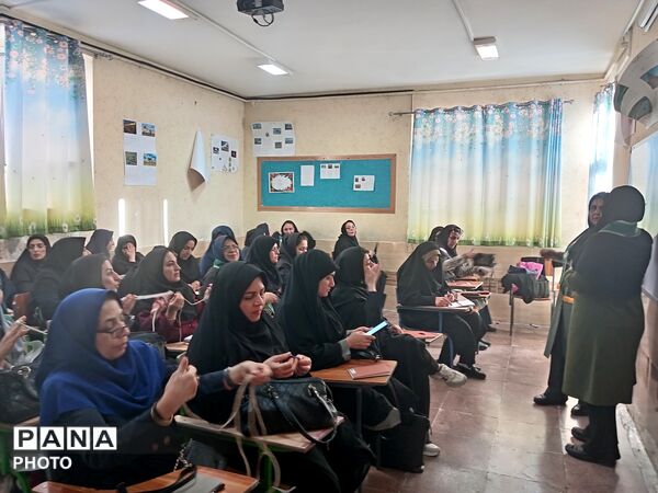 آموزش مربیان پیشتاز در جهرم