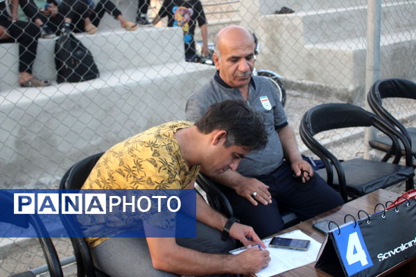 تیم چاهکوتاه قهرمان مسابقات روستایی مینی فوتبال جام پرچم شهرستان بوشهر 