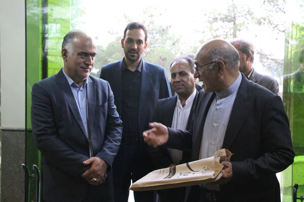 تقدیری از جنس آزادگی و سرافزاری 