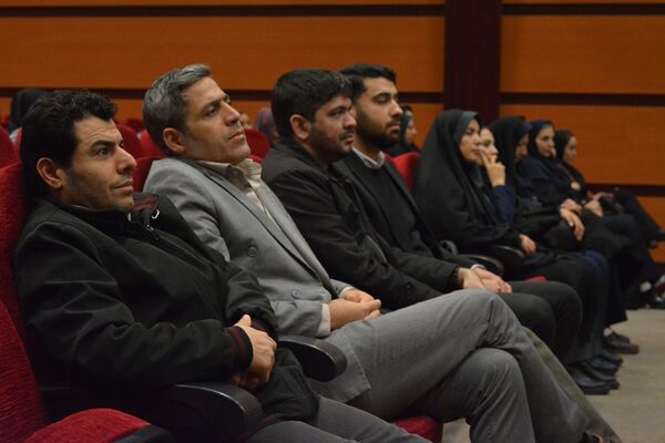 آیین تجلیل از برگزیدگان حوزه مشاوره و پیشگیری از آسیب‌های اجتماعی بهارستان‌دو